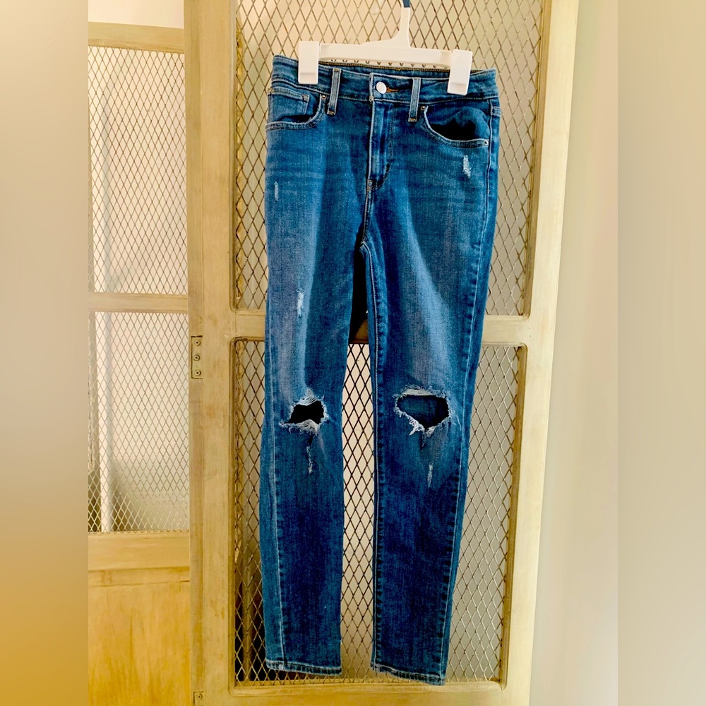 Levis High Rise Skinny sz 26